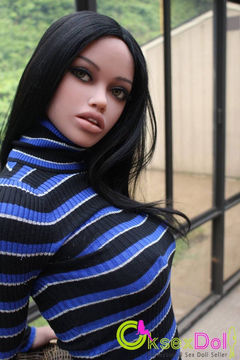 Realistic Black sex doll Photos