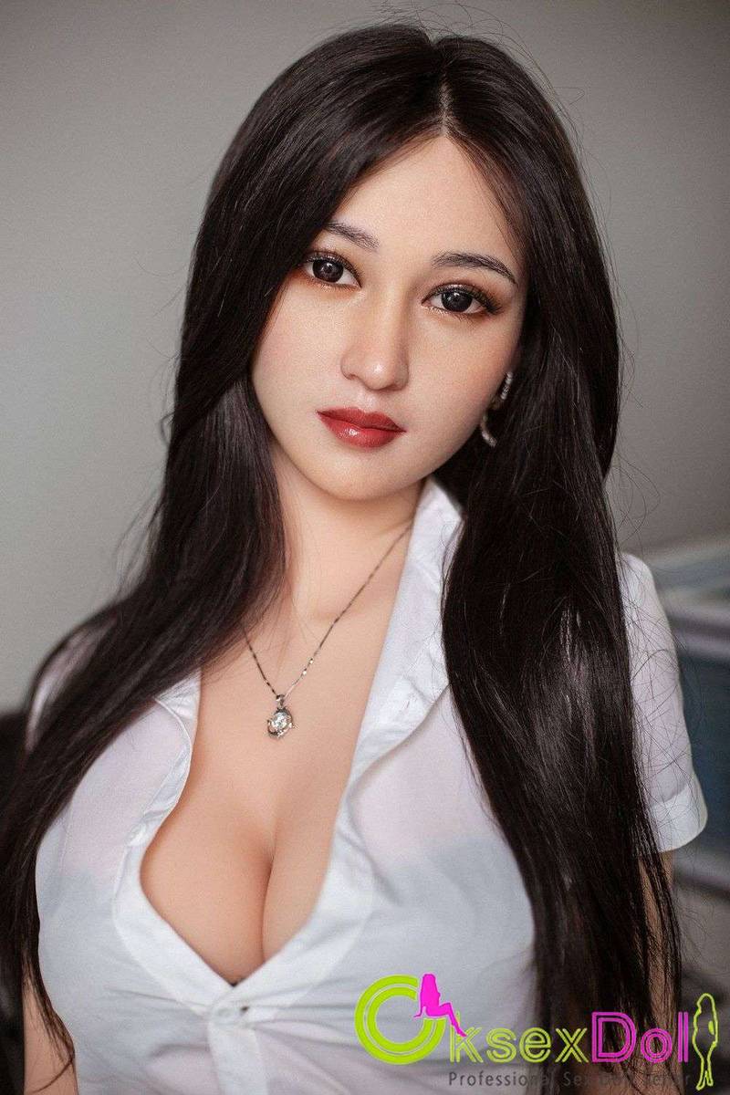 Zixuan 165cm TPE Silicone I-cup Female Staff Sex Doll Gallery