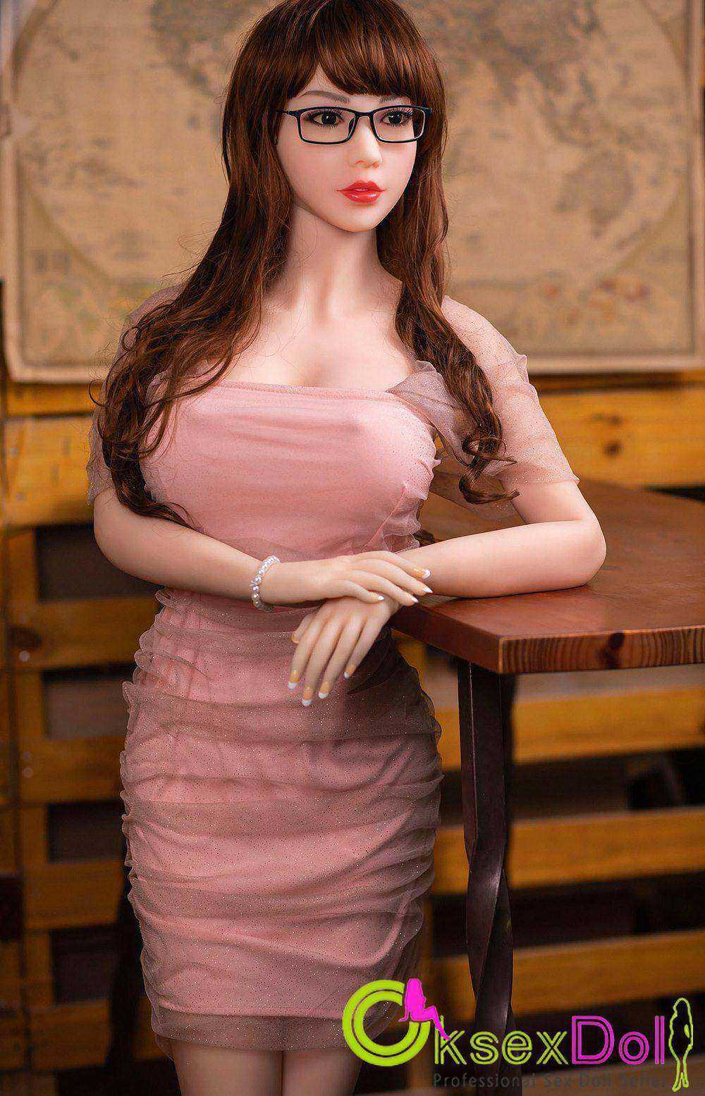 Huge Boobs TPE Dolls Photos