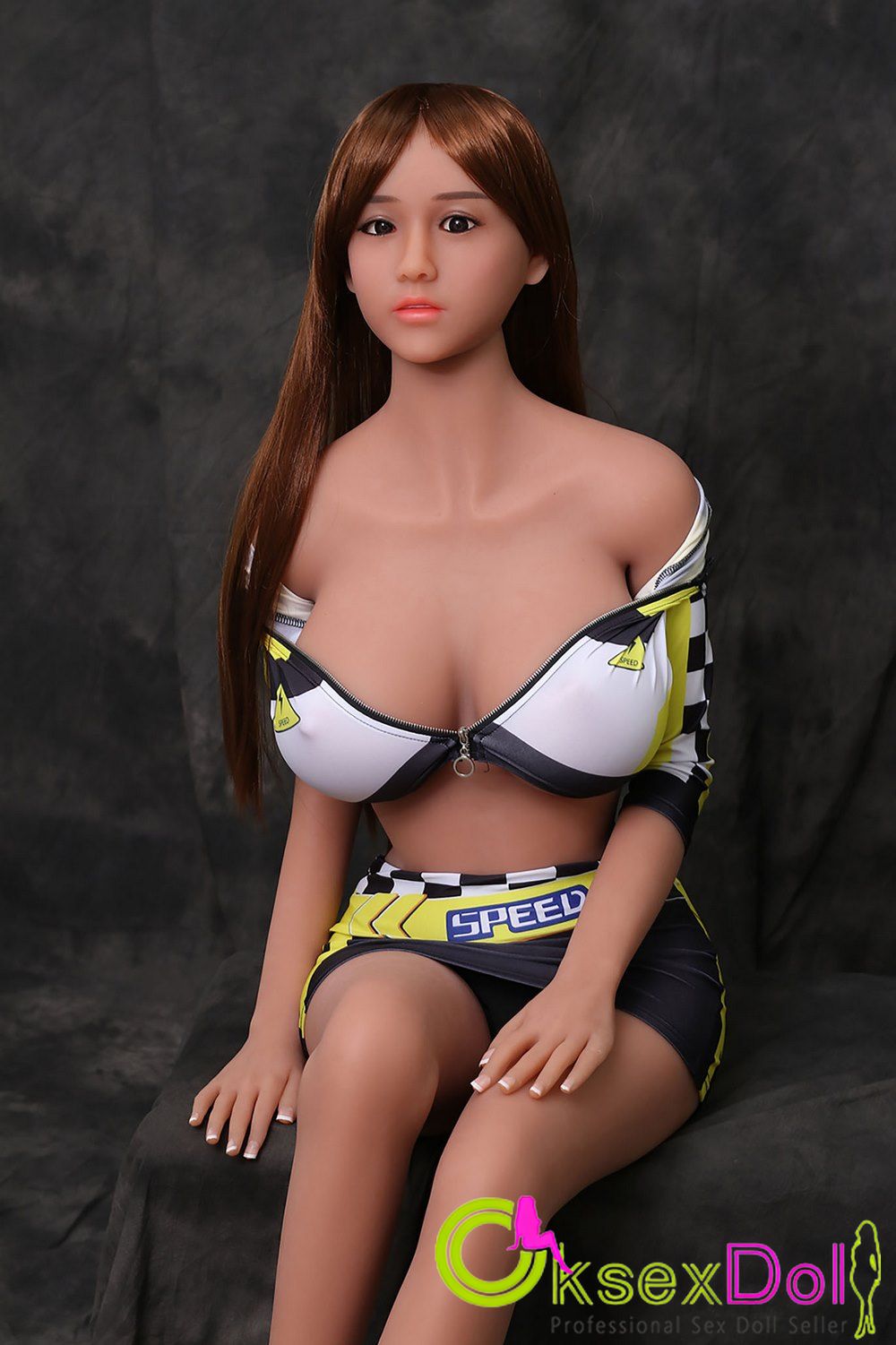 Busty woman Sex Doll pic