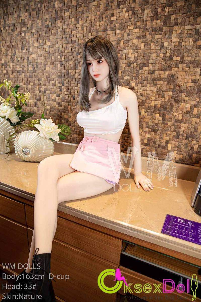 Light Brown Hair sex dolls images