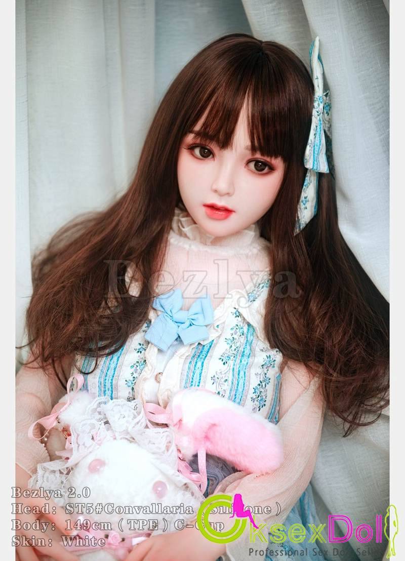 Bezlya doll Gallery