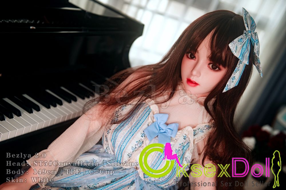 Chinese real doll Photo