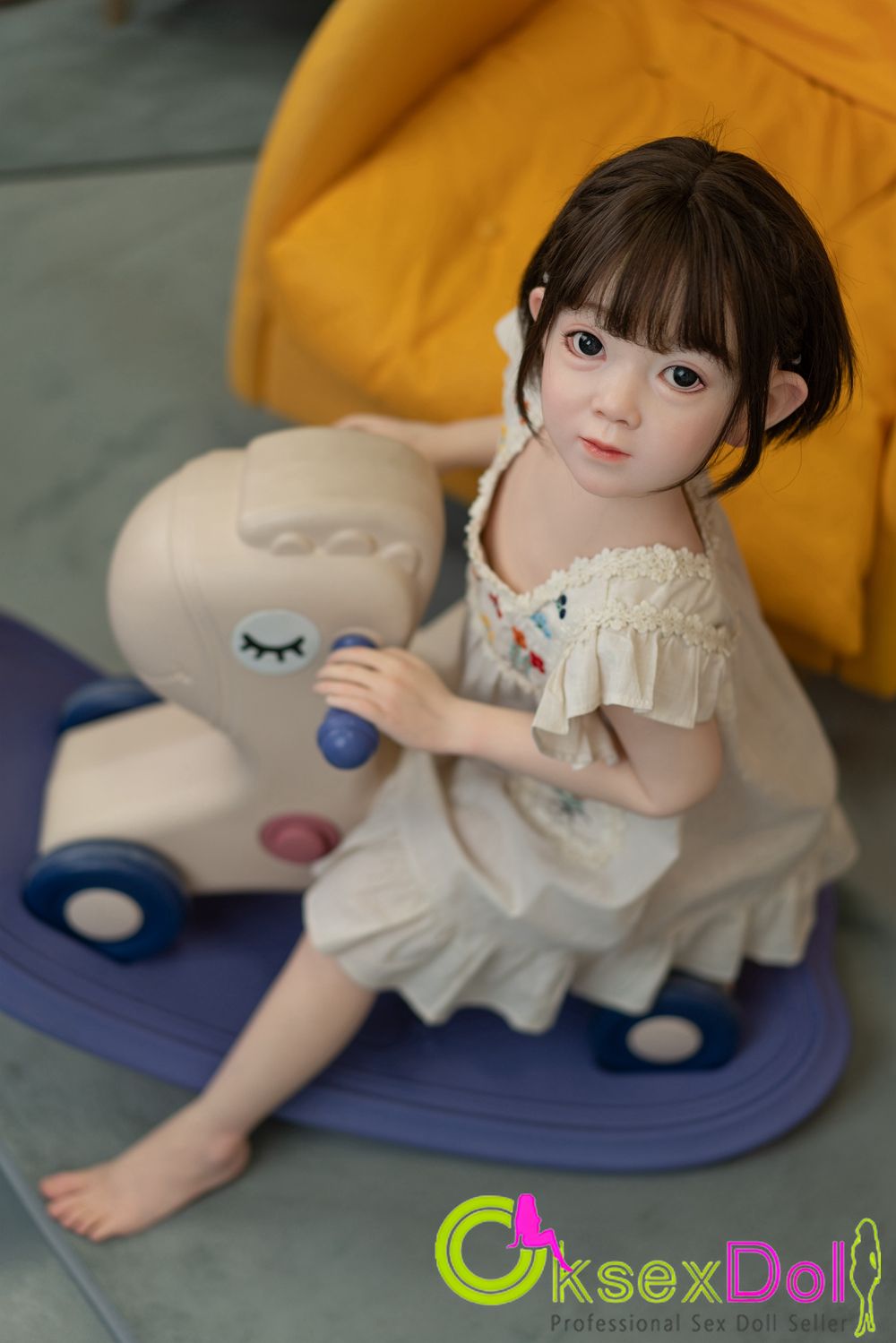 Small Sex Doll Photos of 『Alina』