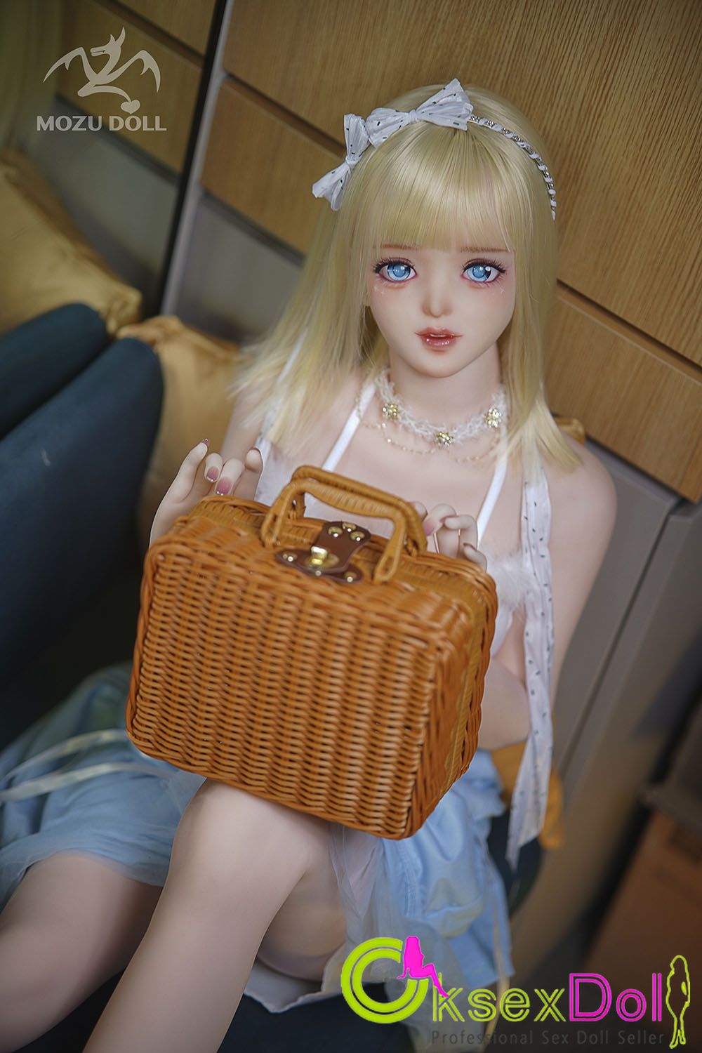 MOZU B-cup Sex Doll Pictures