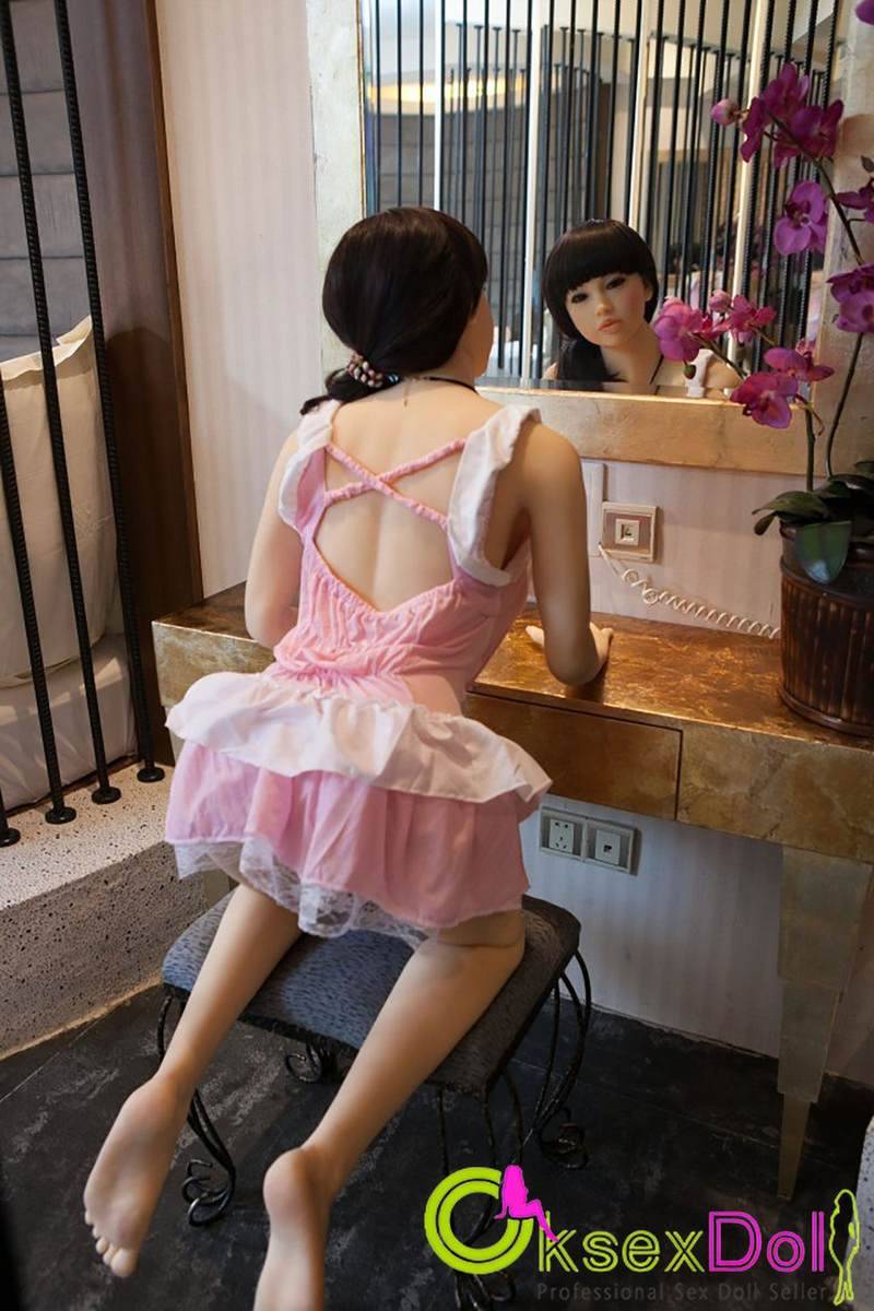 A-cup Lifelike Small Tits Sex Dolls Photos