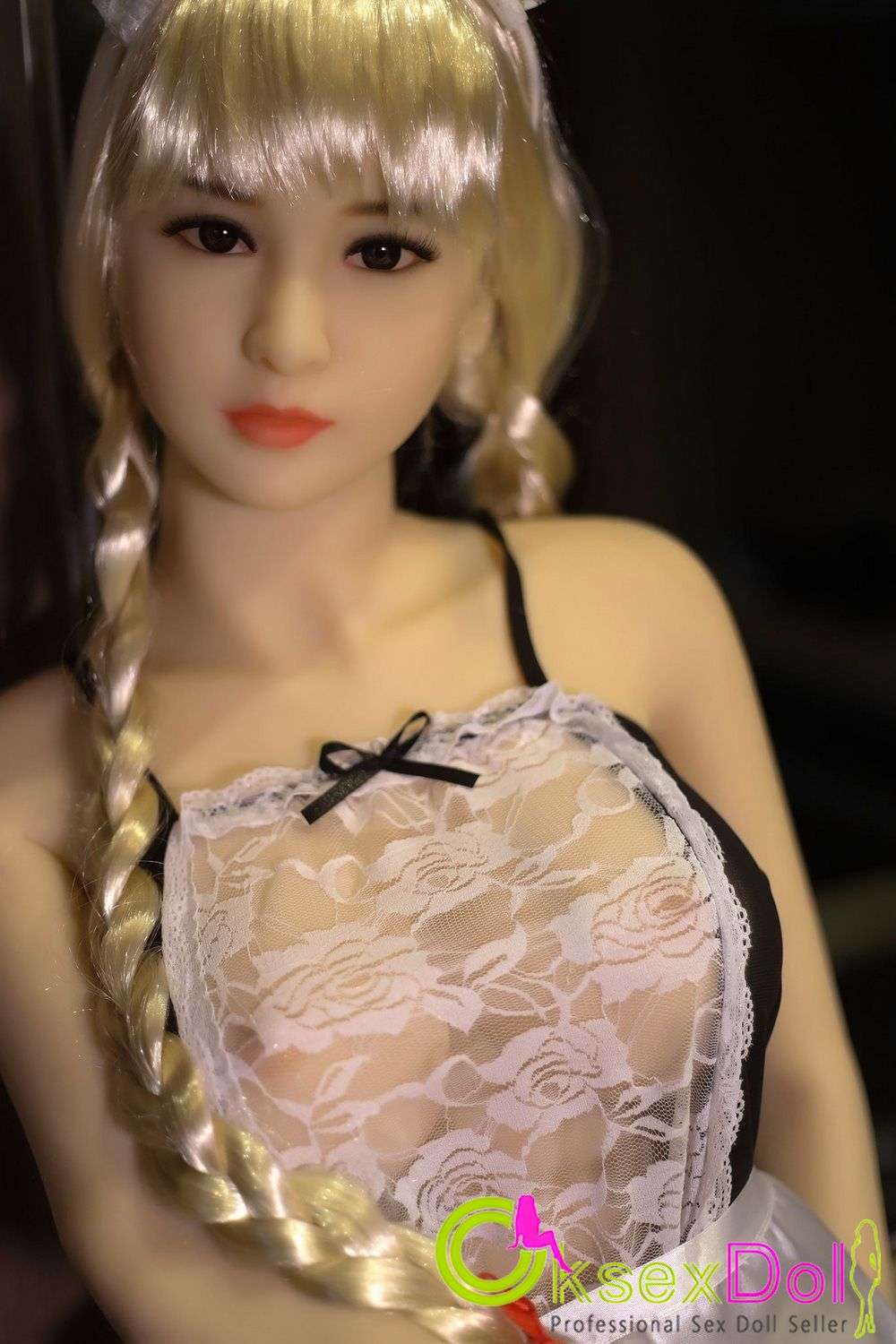 Medium Sized Breasts TPE Love Dolls Photos