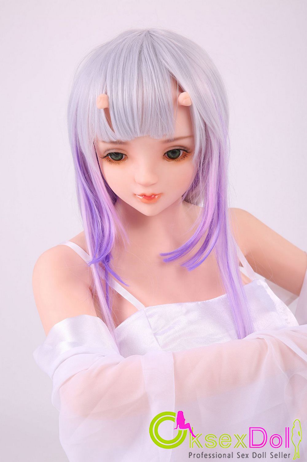 Blue Eyes love dolls Pictures