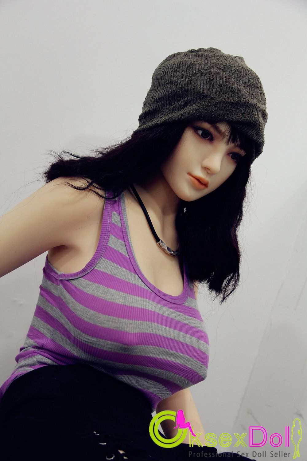 Huge Tits sex doll Photos