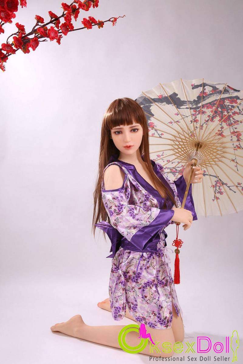 Qita doll Photos