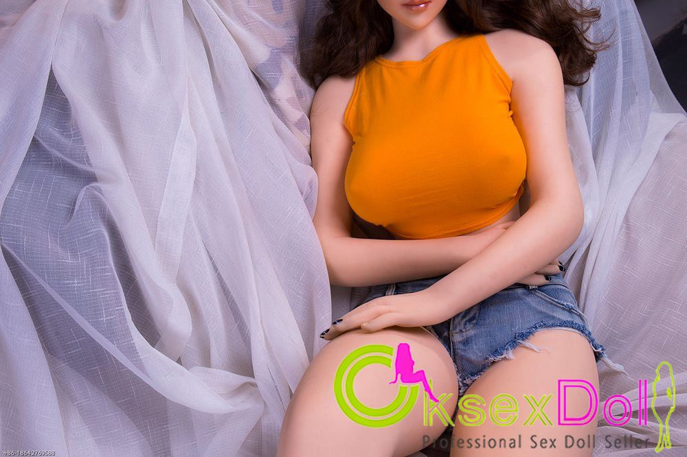 Full Body Sex Doll Picture
