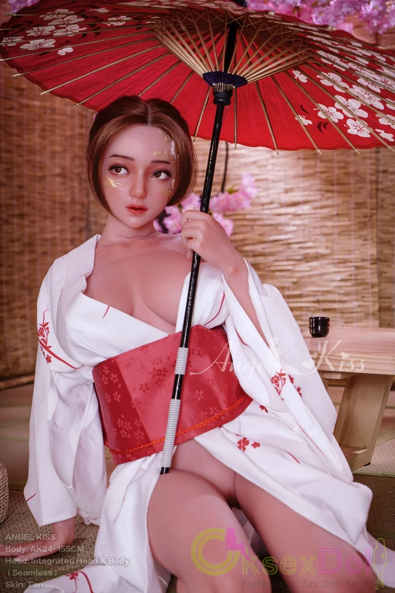 Japanese mature big boobs. Exploring the allure of Japanese mature women  with big boobs