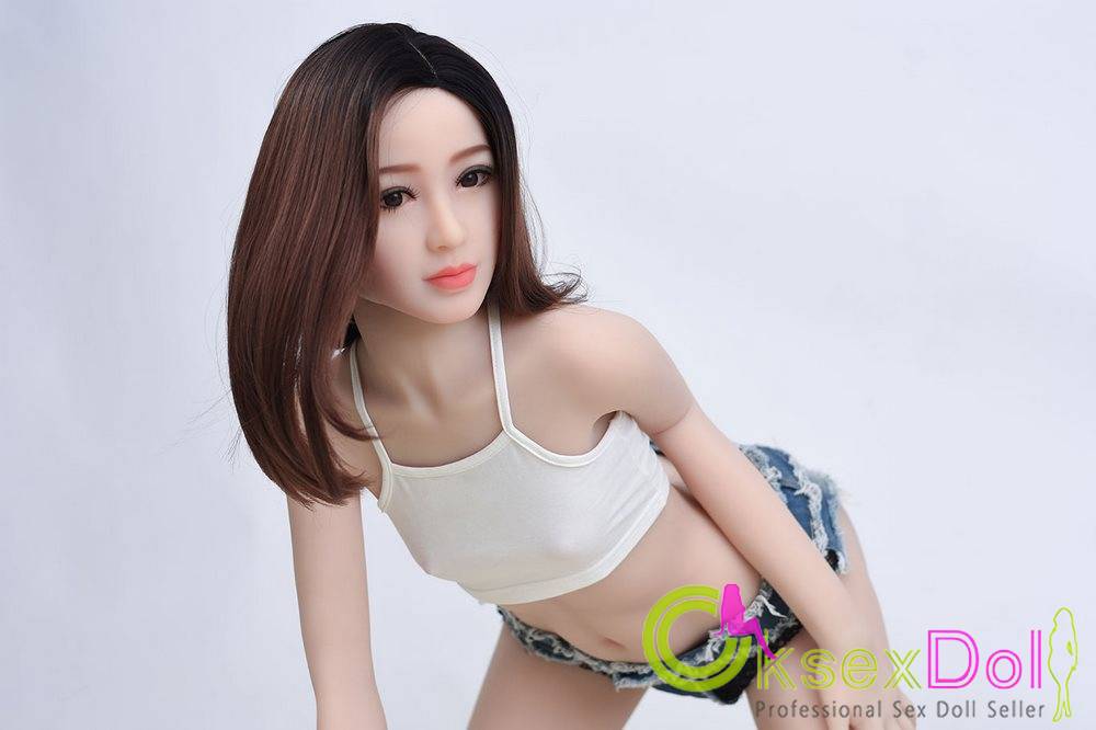 realistic sex doll