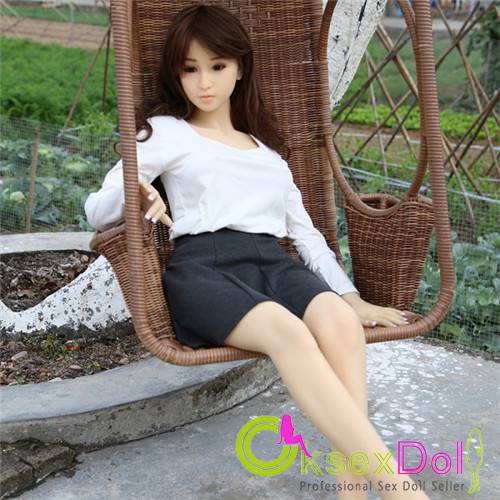 white shirt sex doll