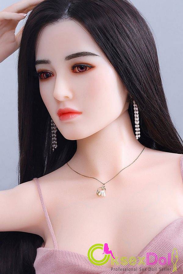 Noble woman real doll