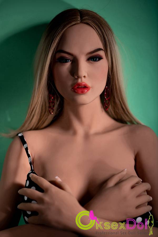 6YE Small Breasts TPE Doll Debbie 160cm Tan Sex Doll