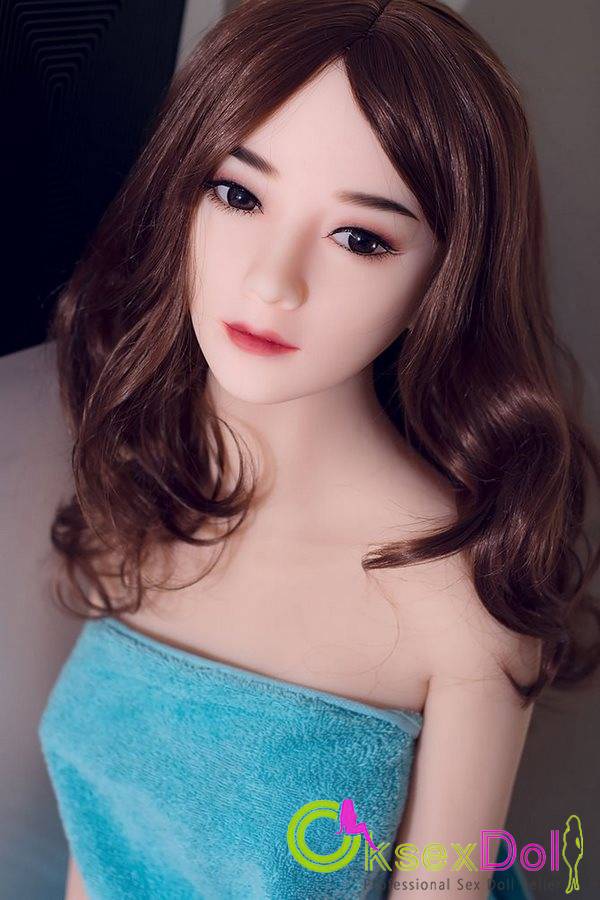 Young and Beautiful  Star Real Sex Doll