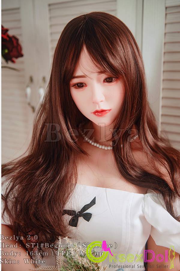 Bezlya Real Doll