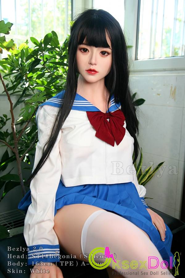 Chinese Love Doll