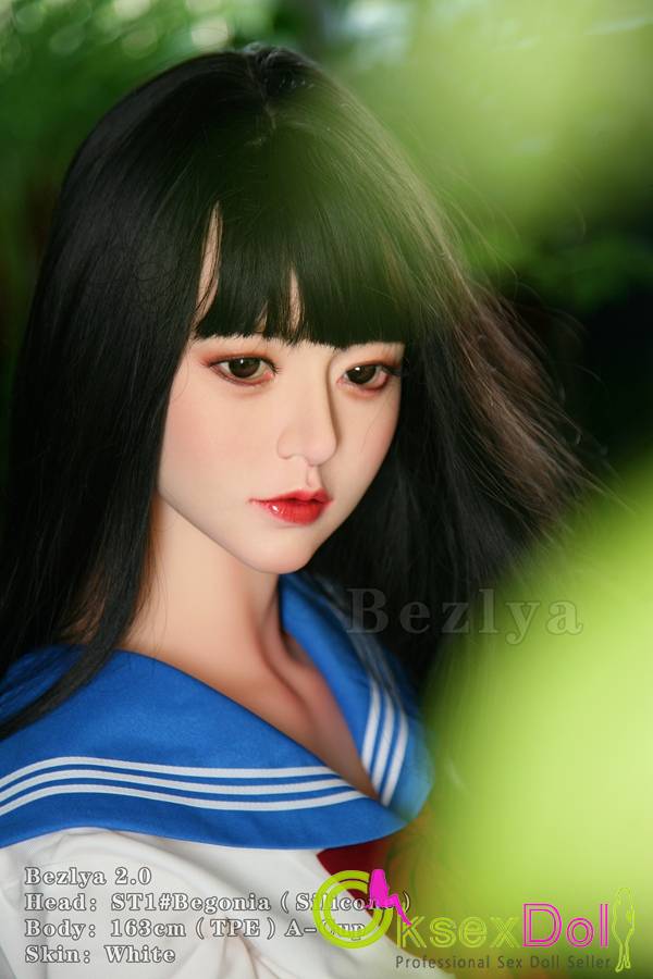 Small Breast Sex Dolls