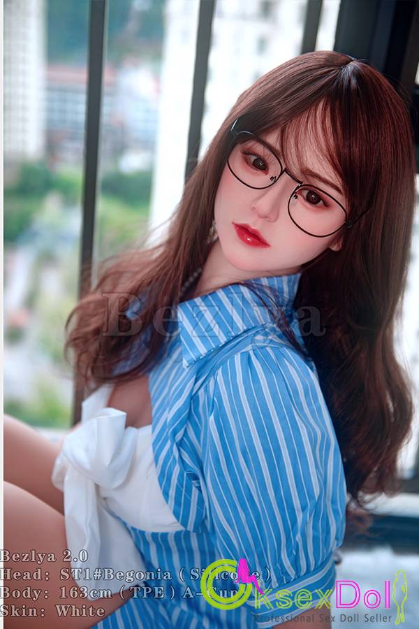 Chinese Tiny Breast Real Sex Dolls Cheyenne
