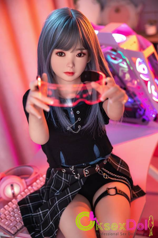 Flat Chested Sex Dolls