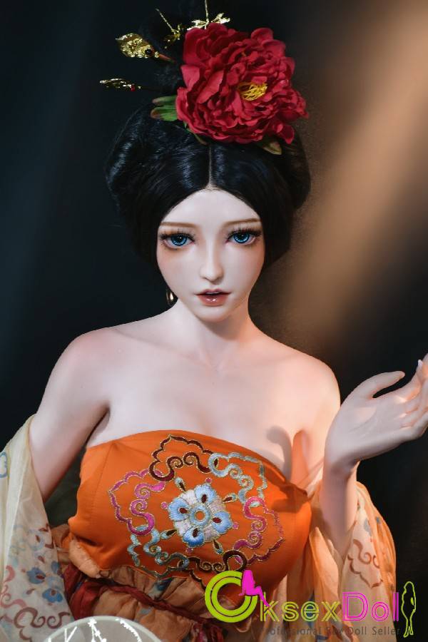 ElsaBabe Doll