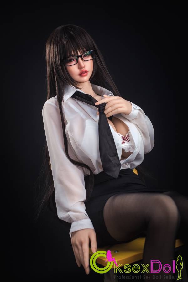 Sanhui H-cup sex doll