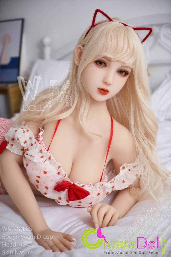 Medium Breasts Petite Body Sex Doll