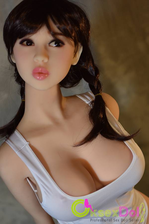 Huge Boobs European Sex Doll