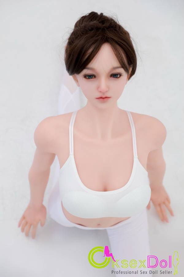 Gwyneth E-cup Yoga Instructor 153cm Silicone Sex Doll Pics