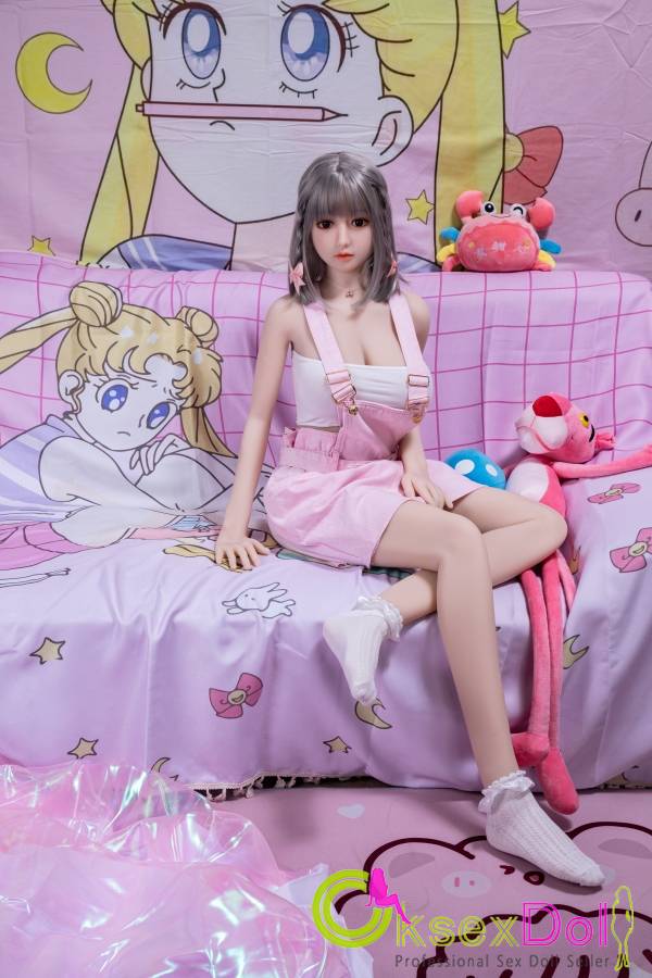 国家 Love Doll