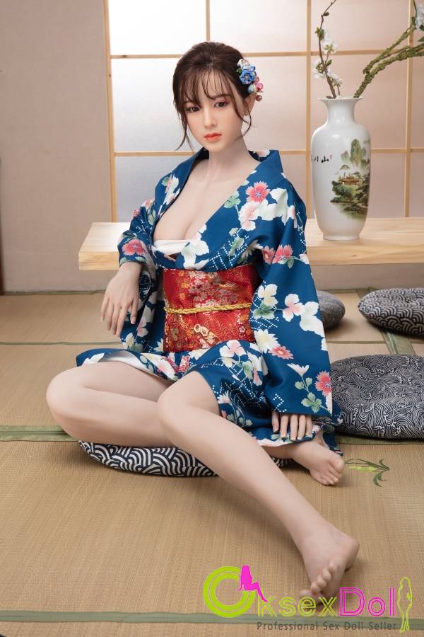 Japanese Adultature Sex Doll
