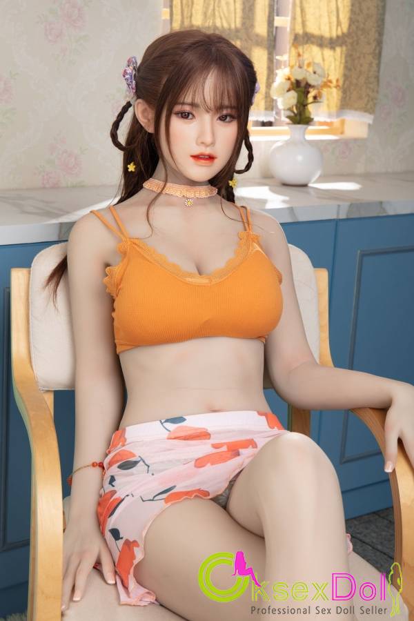 Round Busty Juicy Love Doll