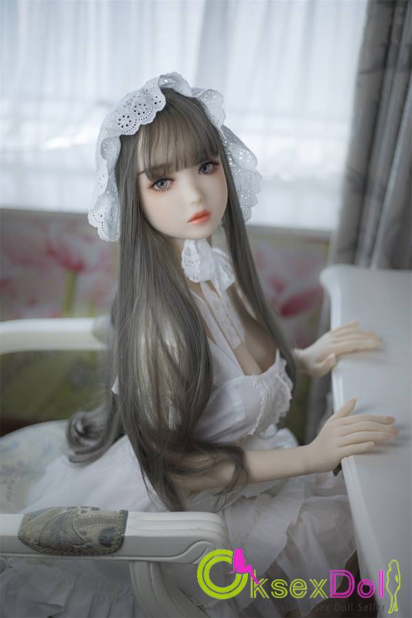 Princess with Cute Face Sex Doll Gallery