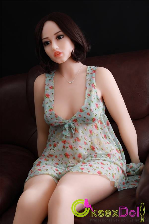 Fascinating Chest Busty European Sex Doll