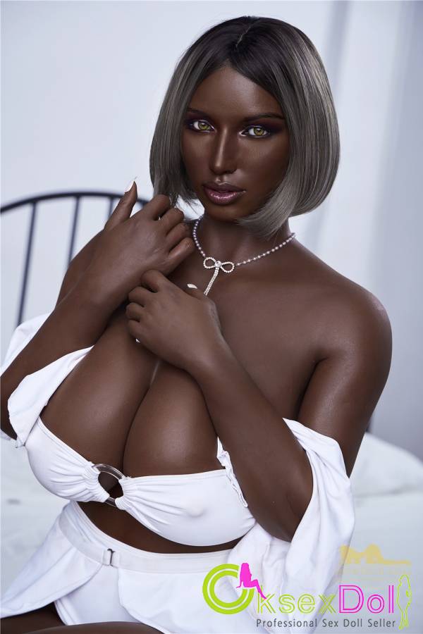 Sian H-cup Woman With Chocolate Complexion 160cm Silicone Sex Doll Pics