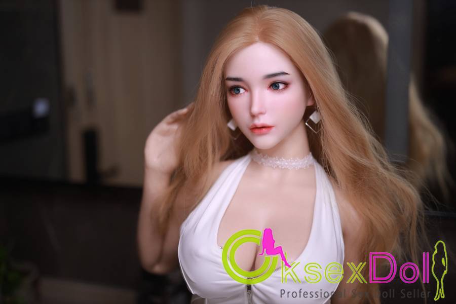 Sassy Blonde Sex Doll