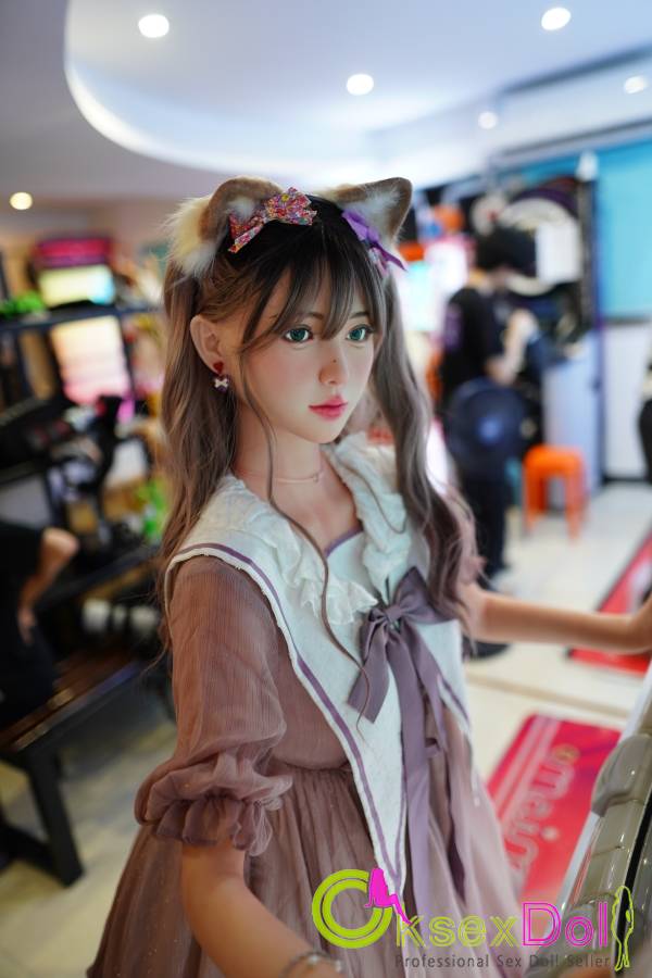 B-cup Chinese Sex Doll