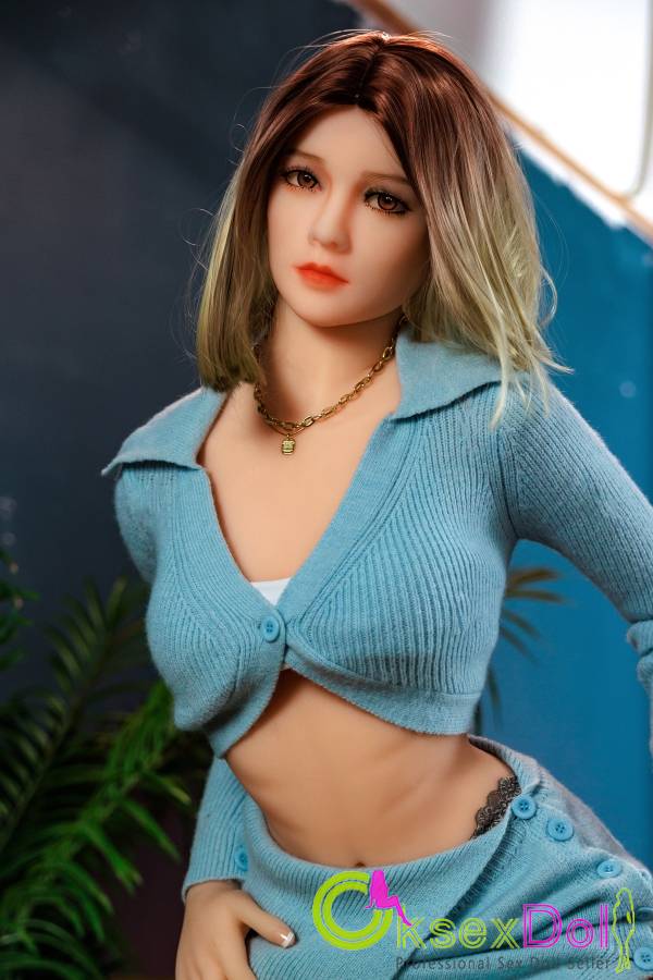 Live Video of American Sex Doll