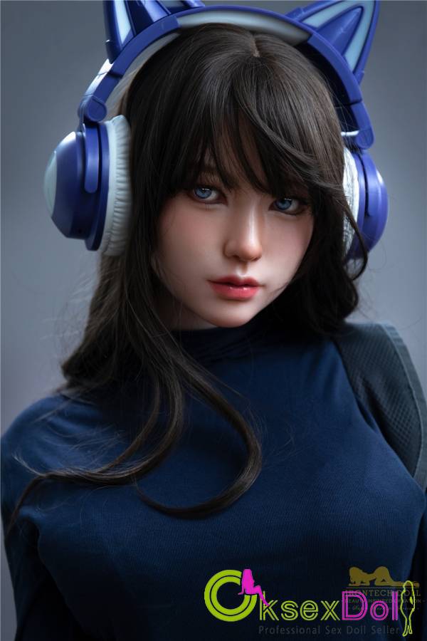 Auvergne 166cm Cat Ear Gaming woman C-cup Silicone Sex Doll Photo