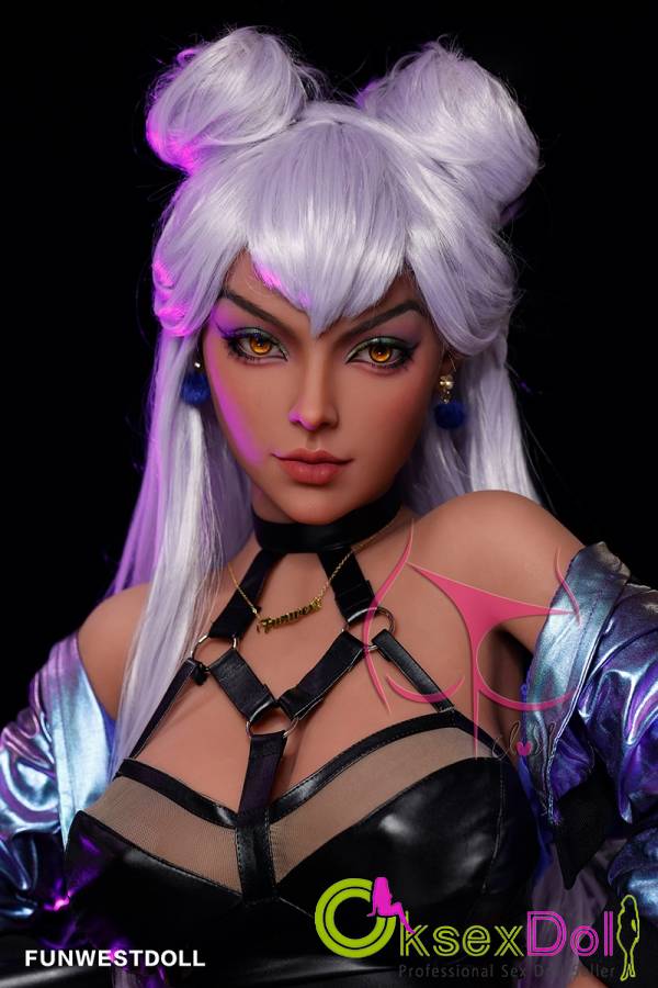 Evelynn Sex Doll