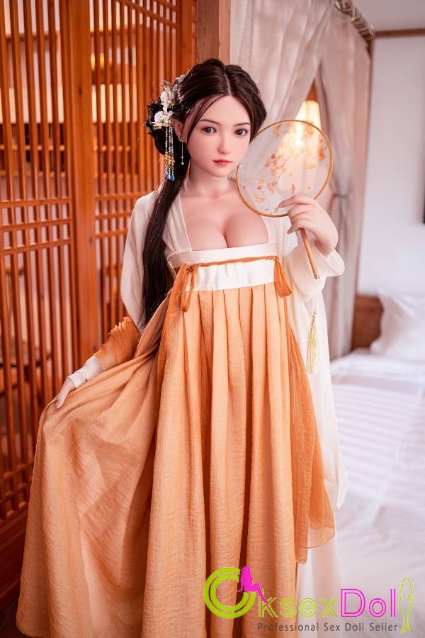 Chinese Love Doll