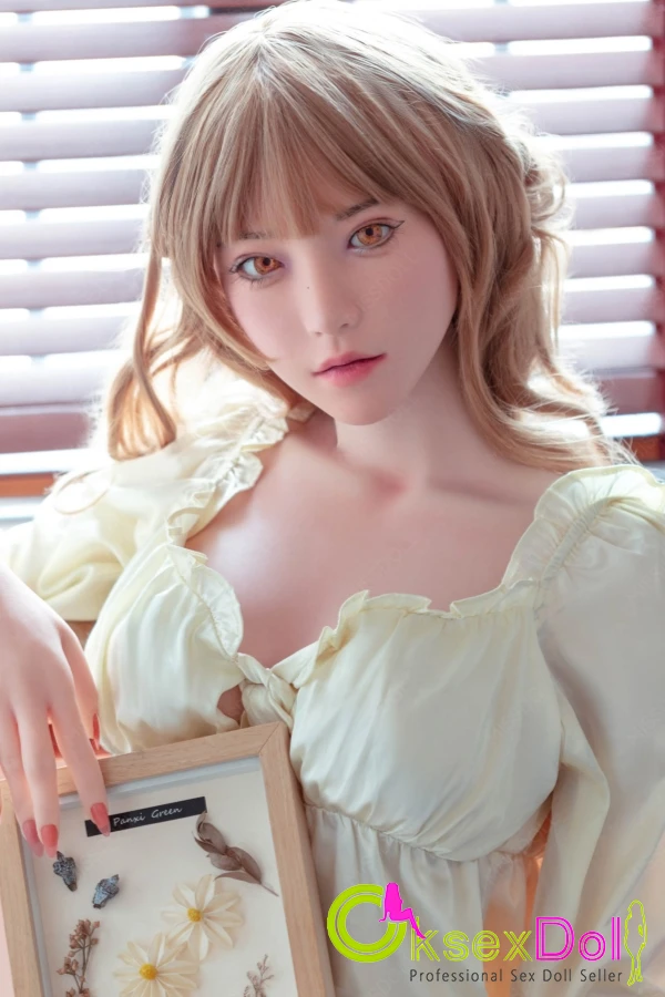 Asian 160cm Sexdoll Iris