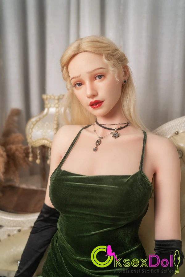 American 175cm Realdoll Emerie