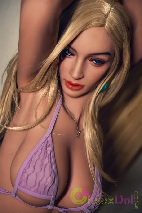 Layla Living Sex Doll