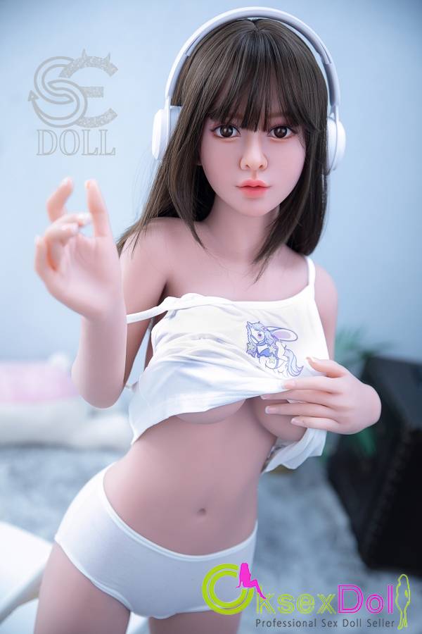 E-cup Skinny Short Hair Sex Doll Photos